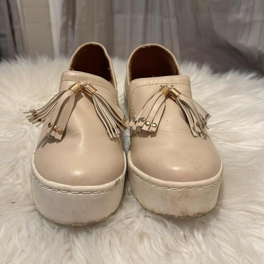 Tassel Detail Tan Vegan Leather with Platform Sneakers - Picture 4 of 7